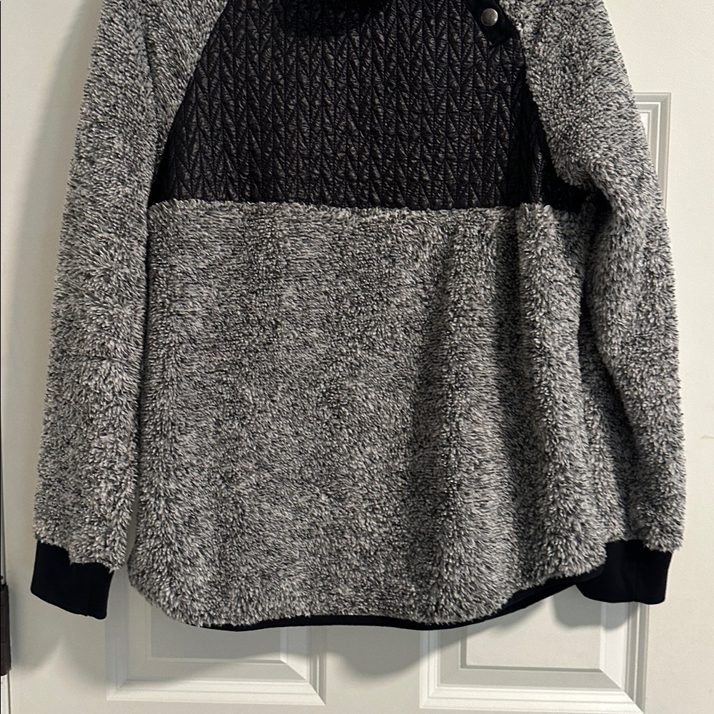 NWOT Wooly Bully Wear Grey Sherpa Turtleneck Jacket size M - Picture 5 of 12
